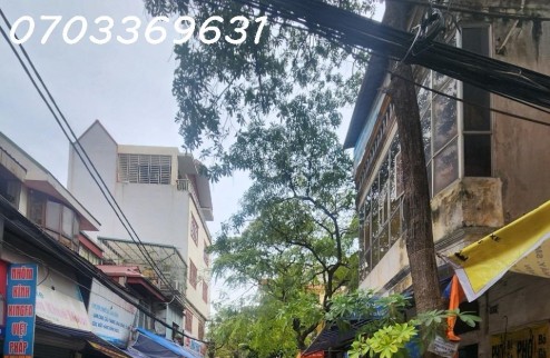 Bán nhà mặt phố Hoa Bằng, 60m2, sát chợ, pháp lý sạch - giá đầu tư